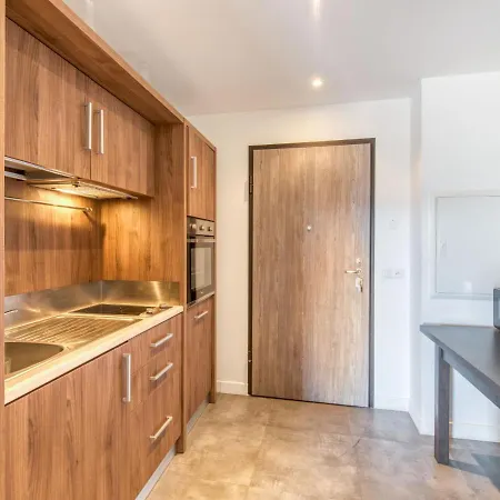 Le Palazzu-22 Apartment *
